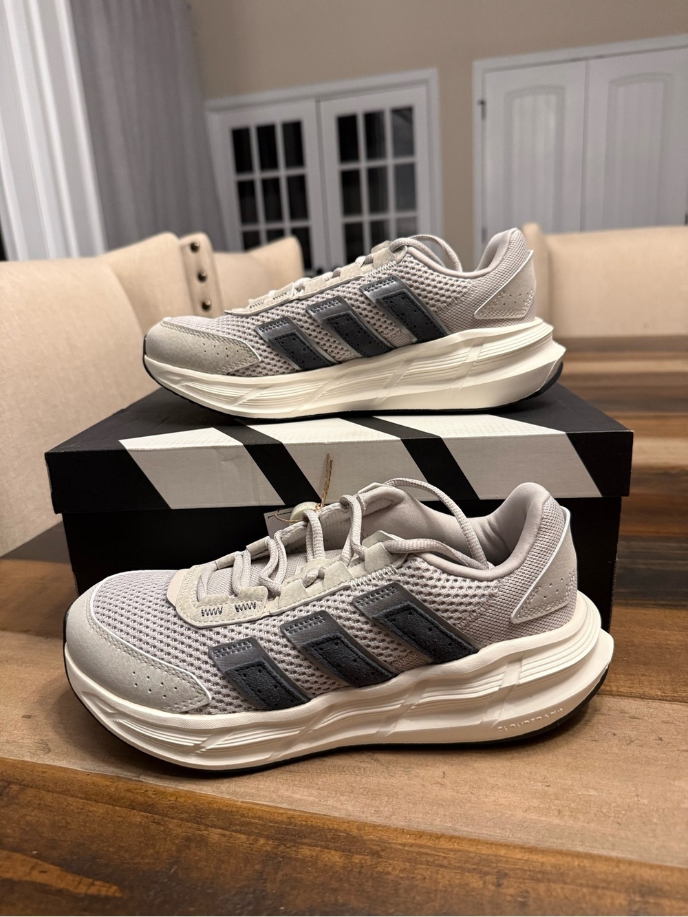 adidas Astrastar Low Top Mesh Sneaker Gray White Black JQ6089, Size 6